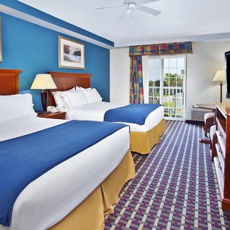 Holiday Inn Express Hotel & Suites Petoskey By Ihg Eksteriør bilde