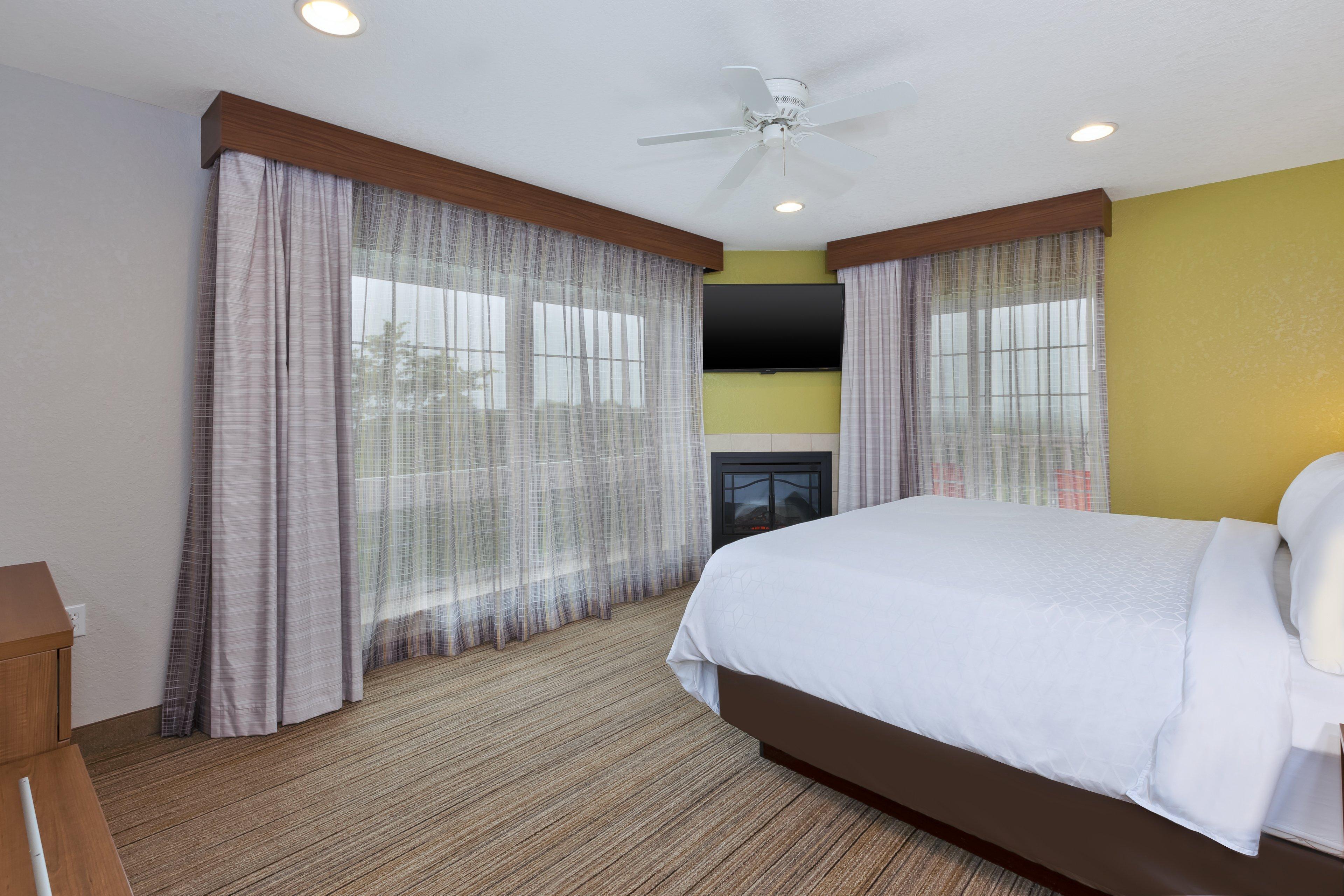 Holiday Inn Express Hotel & Suites Petoskey By Ihg Eksteriør bilde