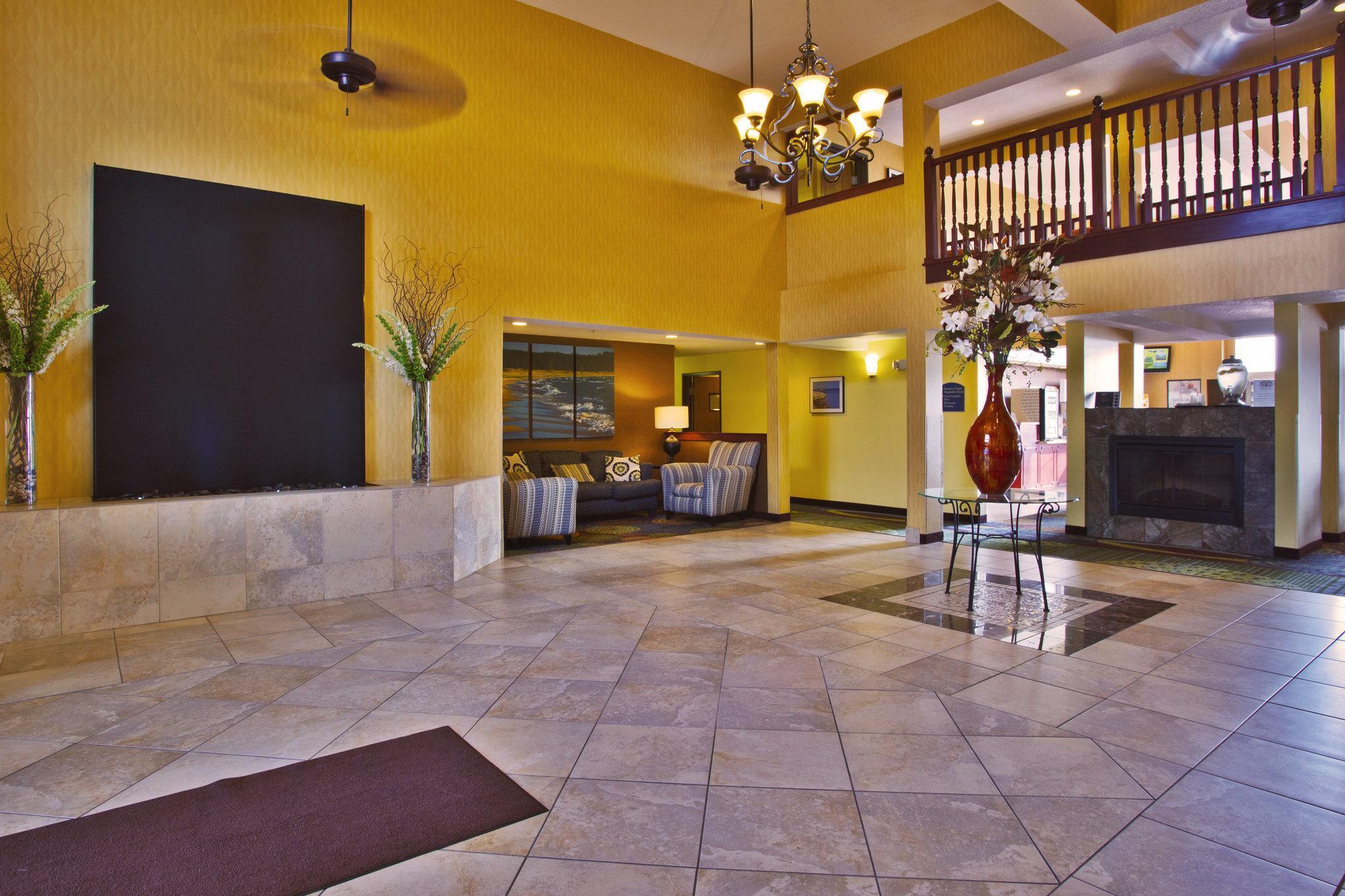 Holiday Inn Express Hotel & Suites Petoskey By Ihg Eksteriør bilde